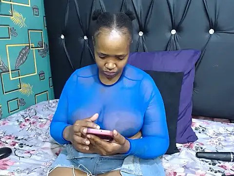 CandyBoobs69 online show from 06/18/26, 11:58