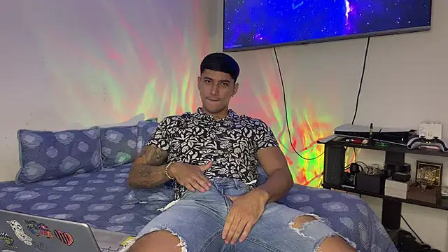 SexxxySquirterStev777 online show from 06/19/26, 11:14