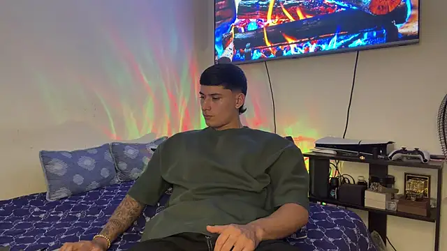 SexxxySquirterStev777 online show from 07/06/26, 03:03