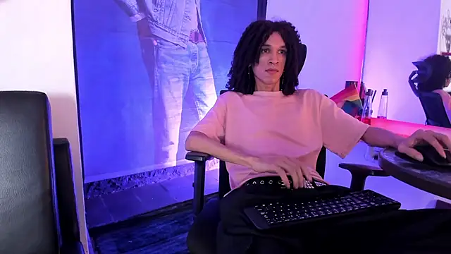 anddy hugecock online show from 06/29/26, 07:47
