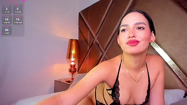 Snapshot of scarlethcollins_ chatting on 06/26/26, 11:58 scarlethcollins online show from 06/26/26, 11:58