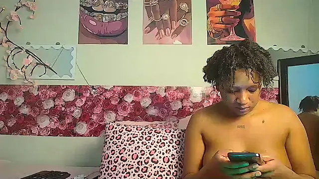 EnchantingLisa online show from 07/29/26, 04:54