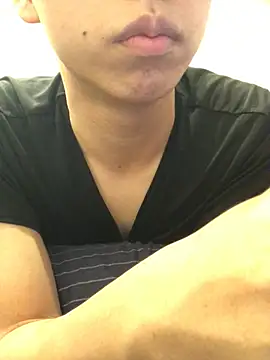 Ona kun online show from 07/30/26, 01:54
