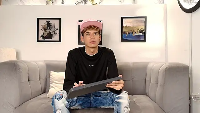 KING BOYS2026 online show from 06/04/26, 01:44
