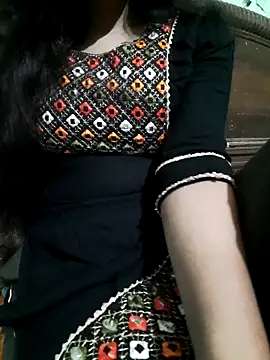 Your khushi71 online show from 06/17/26, 07:04