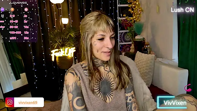 VivVixen online show from 05/25/26, 05:52