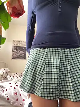 Young Lizzie online show from 05/28/26, 02:47