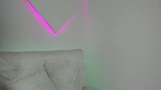 LiaCampbell  online show from 05/13/26, 09:55