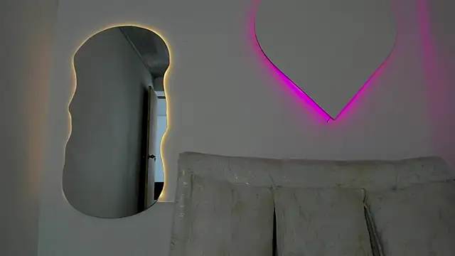 LiaCampbell  online show from 07/17/26, 08:24