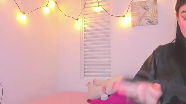 VictoriaaLopez online show from 07/14/26, 06:57