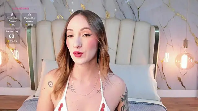 Snapshot of Hannah_Lane chatting on 07/11/26, 12:30 Hannah Lane online show from 07/11/26, 12:30