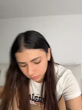 EmilyCxx online show from 07/08/26, 12:04