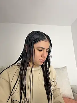 EmilyCxx online show from 07/21/26, 10:28