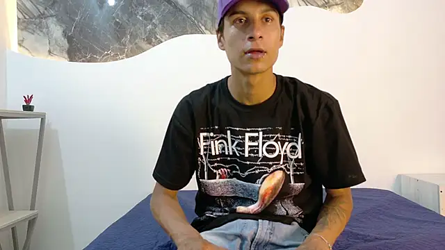 cameronsilverman online show from 06/09/26, 07:36