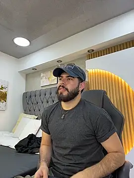 DomBoy  online show from 05/30/26, 08:17