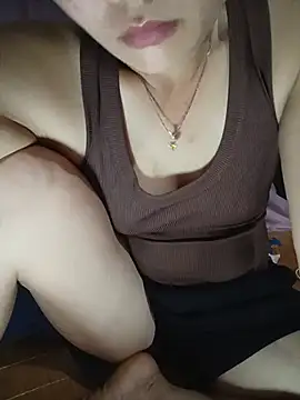 Hazel Nova online show from 06/15/26, 01:41