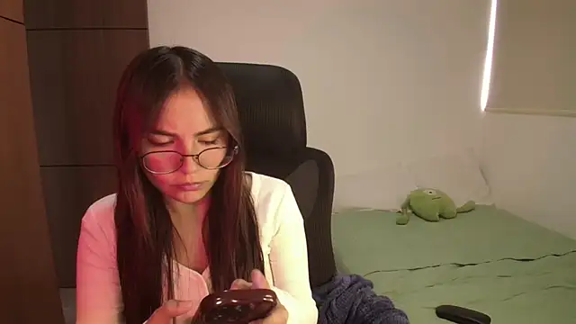 abbyyandmaxx online show from 05/19/26, 04:35