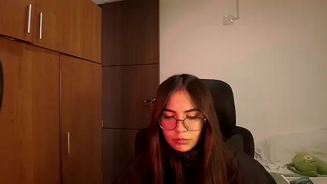 abbyyandmaxx online show from 05/20/26, 04:46