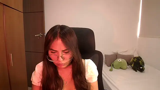 abbyyandmaxx online show from 06/18/26, 04:11