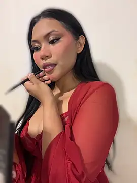 MaddyRossx online show from 05/29/26, 06:11