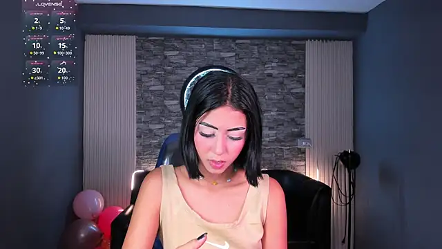 Snapshot of gemma_19_ chatting on 06/19/26, 10:24 gemma 19 online show from 06/19/26, 10:24