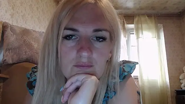 Snapshot of MartaHaze chatting on 07/21/26, 08:05 MartaHaze online show from 07/21/26, 08:05