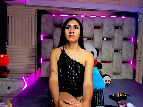 MahiaraHot online show from 05/02/26, 02:00