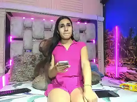 MahiaraHot online show from 07/04/26, 12:55