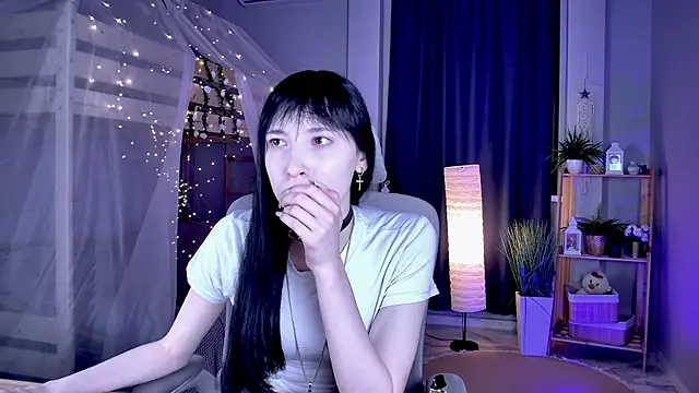 SeraphineSparda online show from 06/16/26, 11:24
