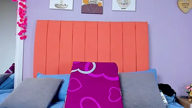 roxanneowens online show from 04/30/26, 12:33