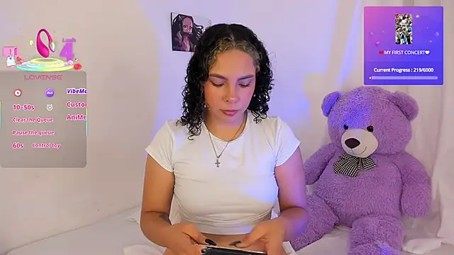 Violetta cam  online show from 05/23/26, 02:28