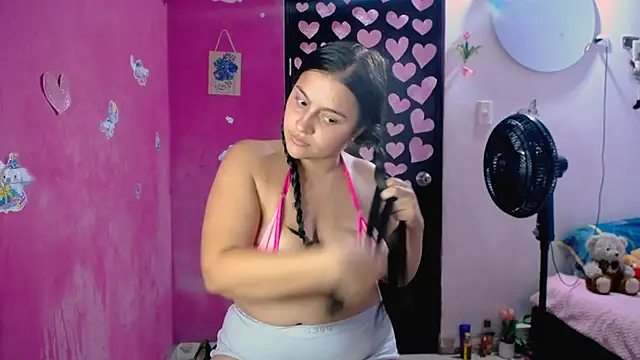 Kiara tits online show from 06/20/26, 01:41