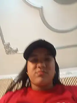 NATY BUSTOS online show from 05/22/26, 01:35