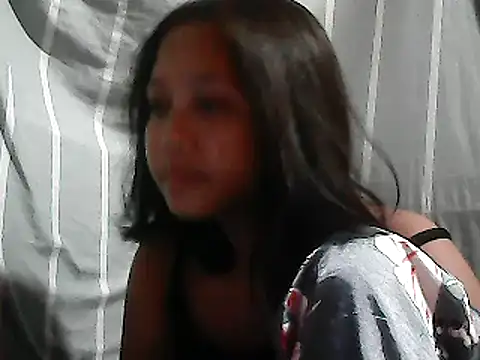 Snapshot of Yours_AsianPinayGirl18 chatting on 06/21/26, 09:56 Yours AsianPinayGirl18 online show from 06/21/26, 09:56