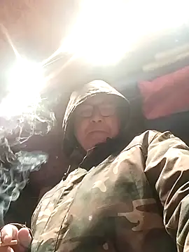 Snapshot of Soloyan chatting on 12/16/24, 07:00 Soloyan online show from 12/16/24, 07:00