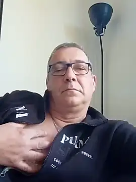 Snapshot of Soloyan chatting on 01/13/25, 03:36 Soloyan online show from 01/13/25, 03:36