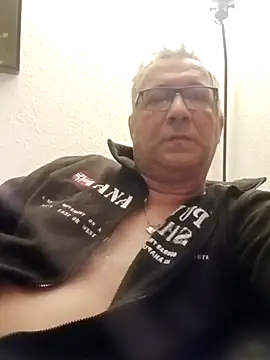 Snapshot of Soloyan chatting on 02/11/25, 05:47 Soloyan online show from 02/11/25, 05:47