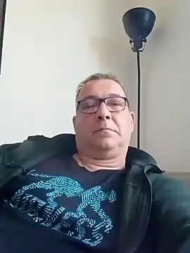 Snapshot of Soloyan chatting on 02/28/25, 05:04 Soloyan online show from 02/28/25, 05:04