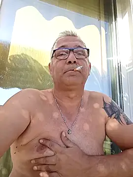 Snapshot of Soloyan chatting on 09/19/25, 08:05 Soloyan online show from 09/19/25, 08:05