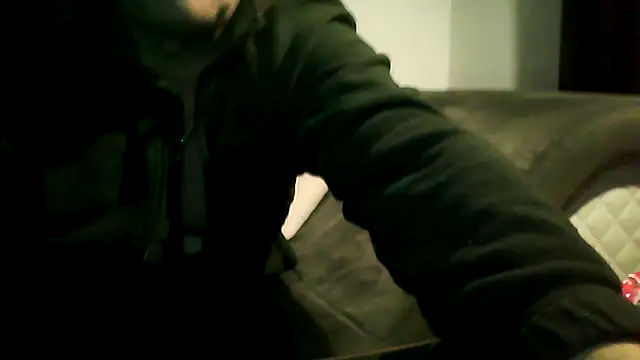 Snapshot of Soloyan chatting on 11/27/25, 10:34 Soloyan online show from 11/27/25, 10:34