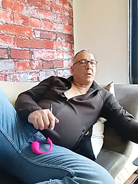 Soloyan online show from 03/12/26, 12:55