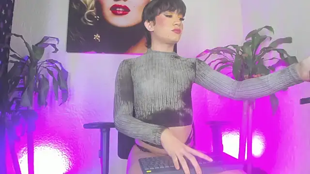 Alisson Santiel online show from 06/18/26, 07:52