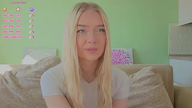 Chanelbayerr online show from 05/06/26, 03:24