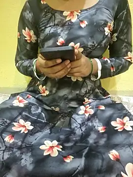 Seema yadav01 online show from 05/04/26, 04:52