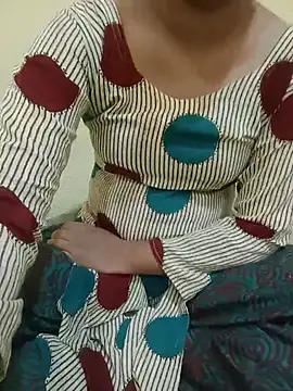 Seema yadav01 online show from 06/05/26, 05:14