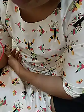 Seema yadav01 online show from 06/26/26, 05:23