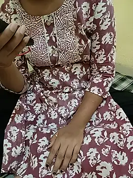 Seema yadav01 online show from 06/29/26, 05:03