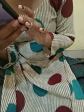 Seema yadav01 online show from 07/04/26, 05:35