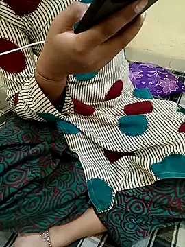 Seema yadav01 online show from 07/13/26, 05:10