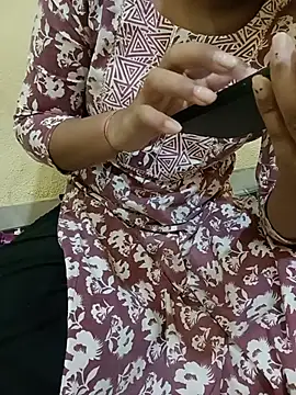 Seema yadav01 online show from 08/01/26, 05:07